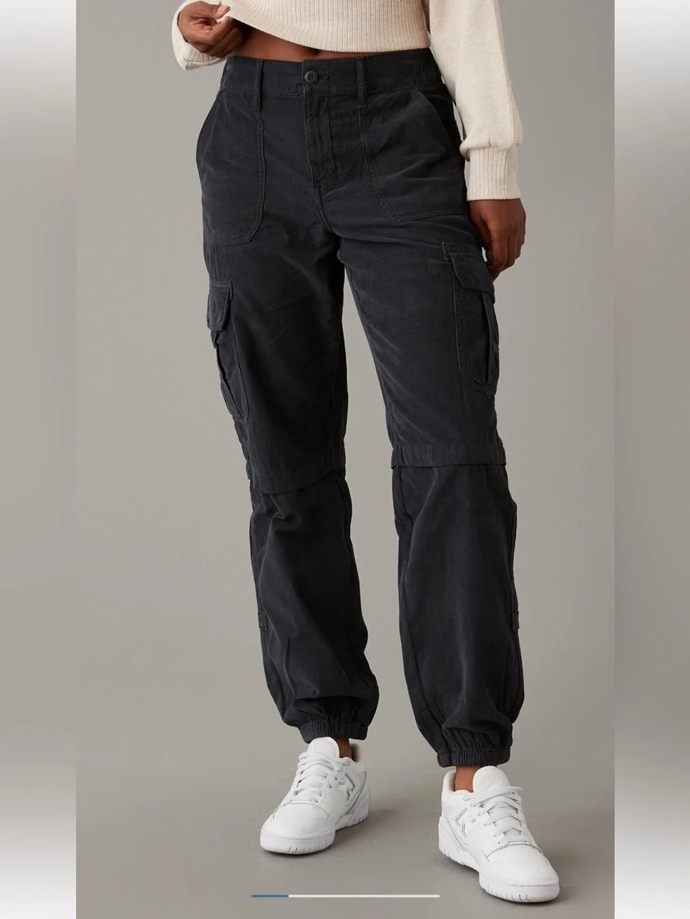 AE Womens Black Cargo Jogger Pants